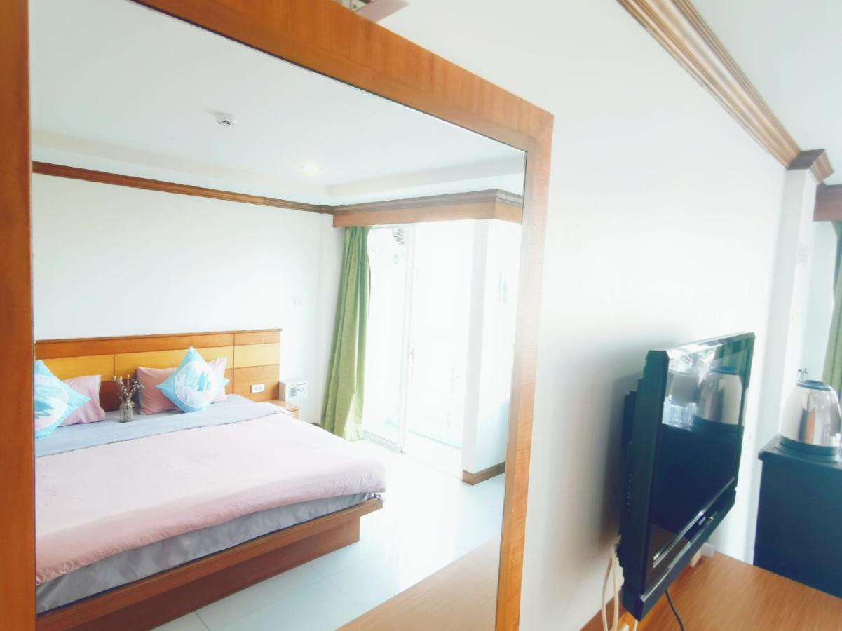 Lanting Hotel Patong Exterior photo
